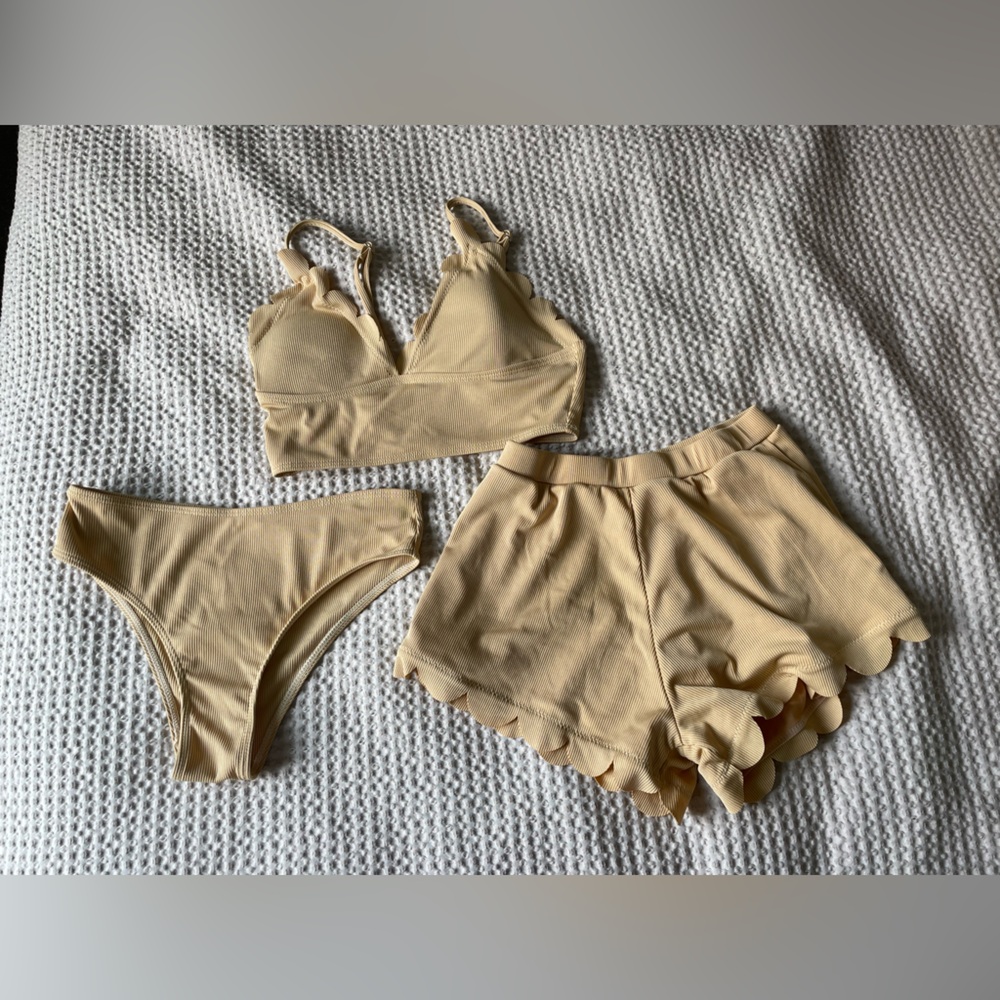 SHEIN Tan Bikini Set with Scallop Trim